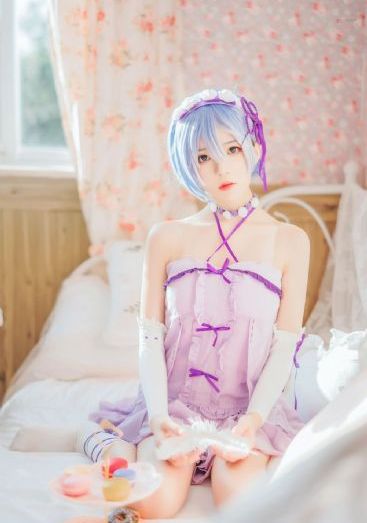 小镇姑娘电影在线观看