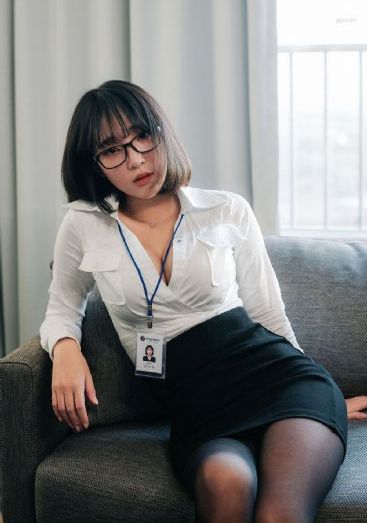 古装三级吃奶做爰